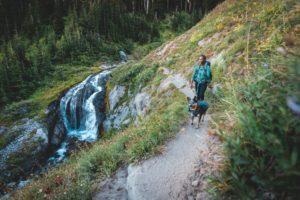 Web JPG-50601_Front-Range-Day-Pack_Quincy+Chorizo_Mt-Hood-1